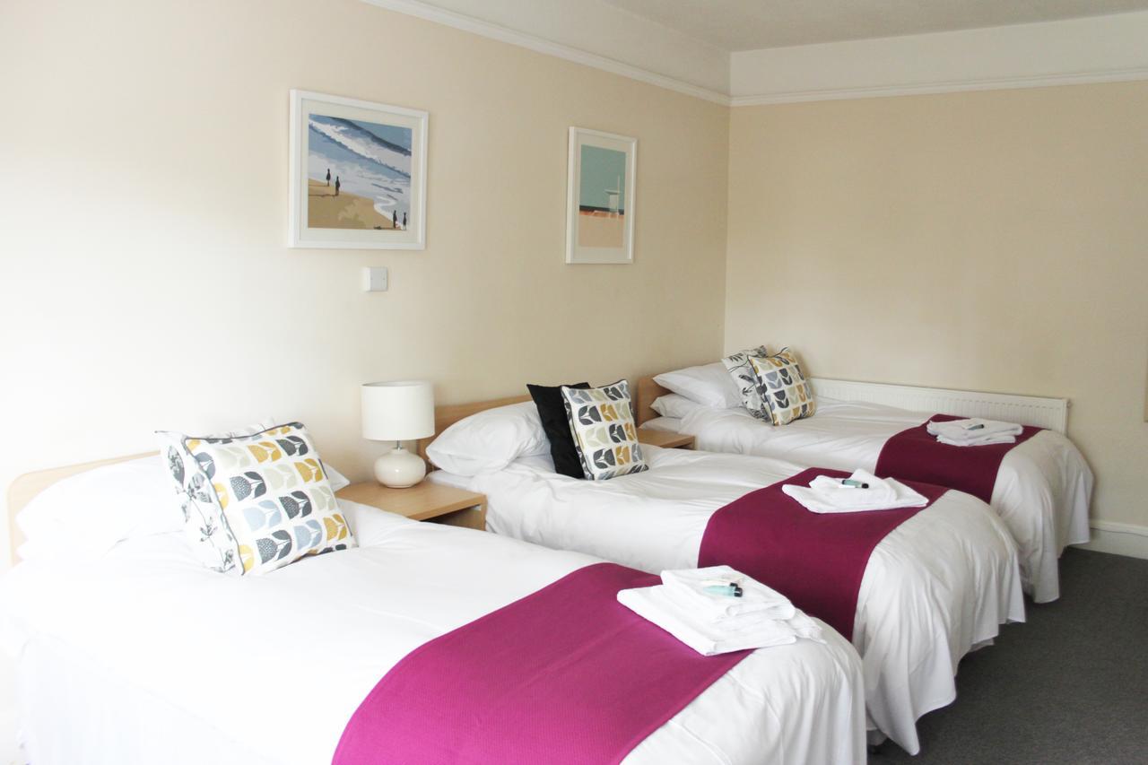 The Station Hotell West Byfleet Eksteriør bilde